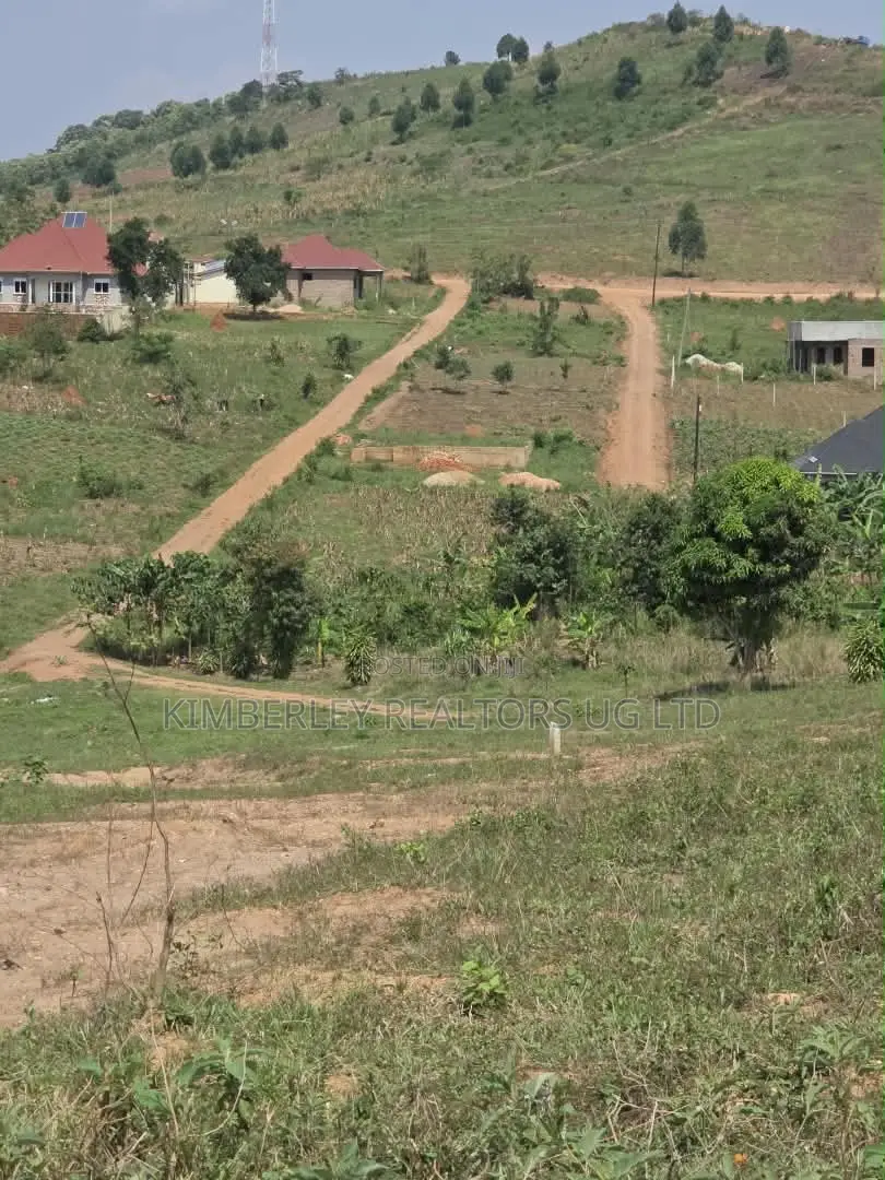 Plots for Sale – Gayaza Kiwenda! in Division A