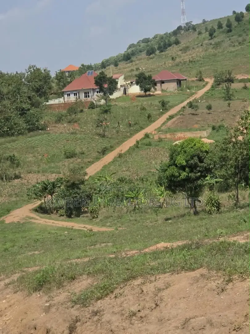 Plots for Sale – Gayaza Kiwenda! in Division A