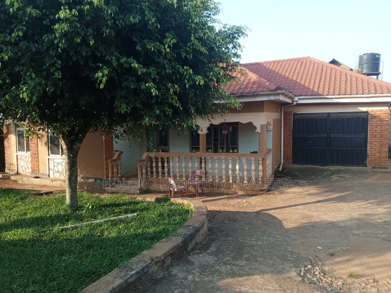 4bdrm Bungalow in Bweyogere, Central Division for rent in Central Division