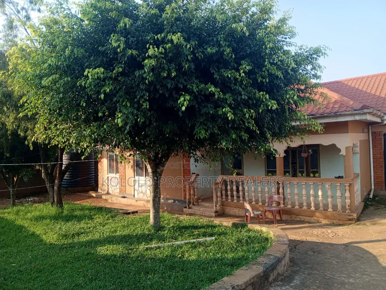 4bdrm Bungalow in Bweyogere, Central Division for rent in Central Division