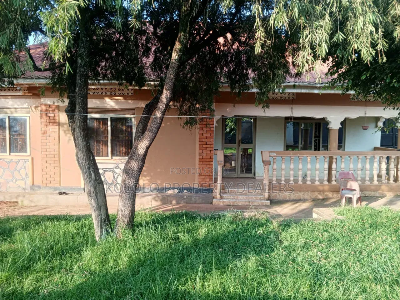 4bdrm Bungalow in Bweyogere, Central Division for rent in Central Division