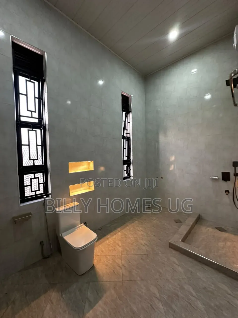 4bdrm Bungalow in Ssisa for sale in Ssisa