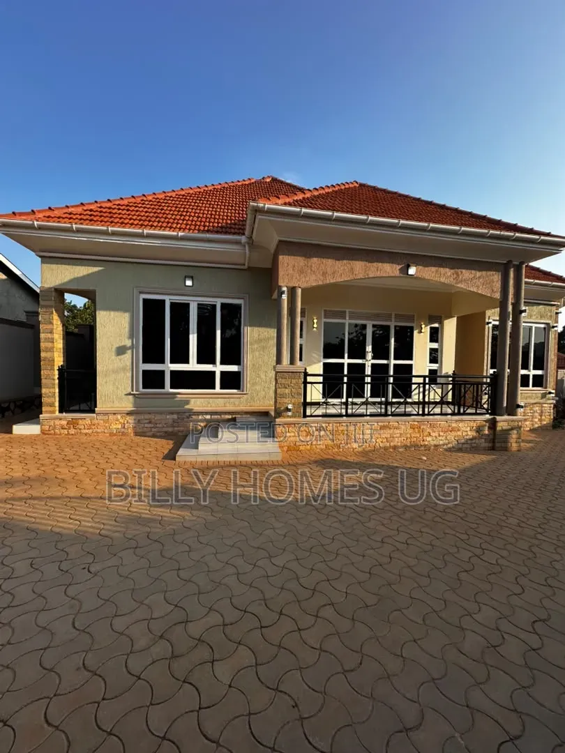 4bdrm Bungalow in Ssisa for sale in Ssisa