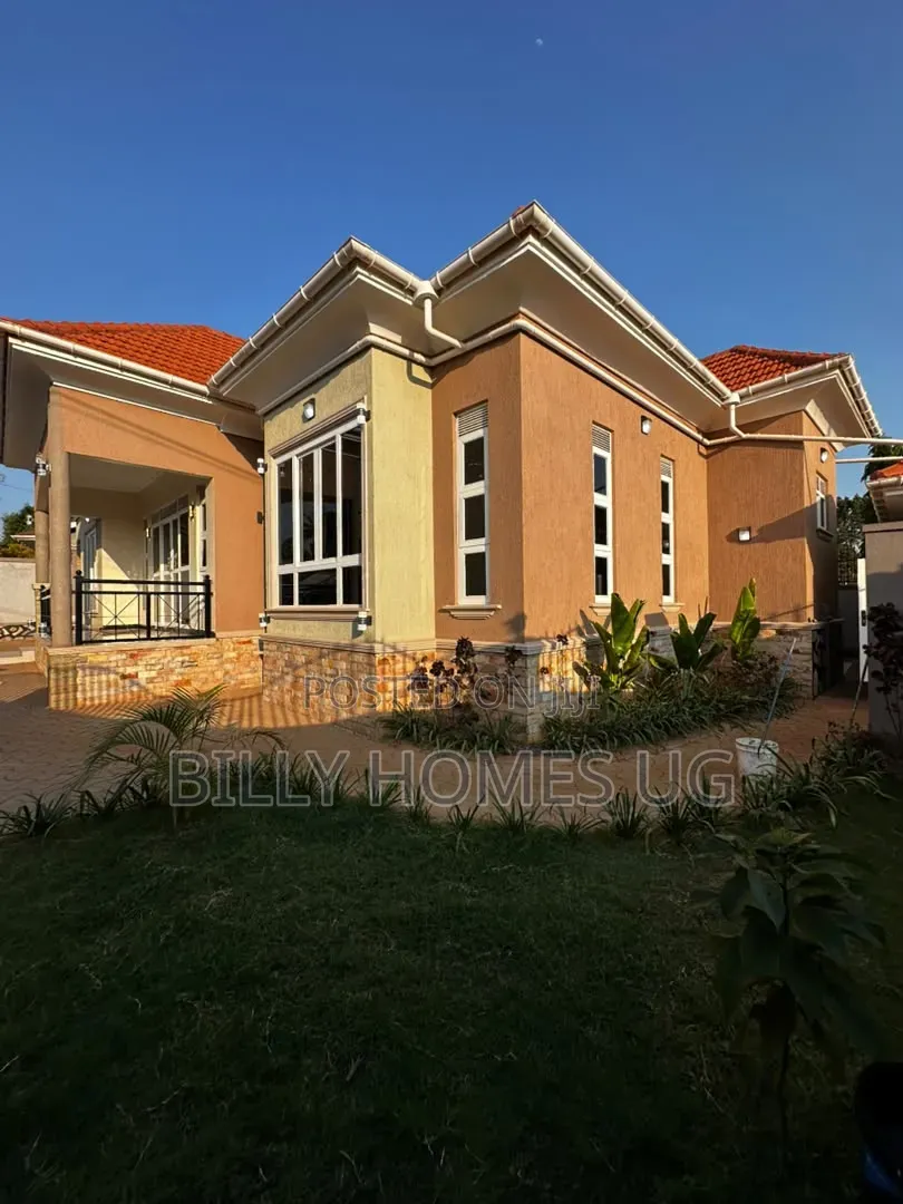 4bdrm Bungalow in Ssisa for sale in Ssisa