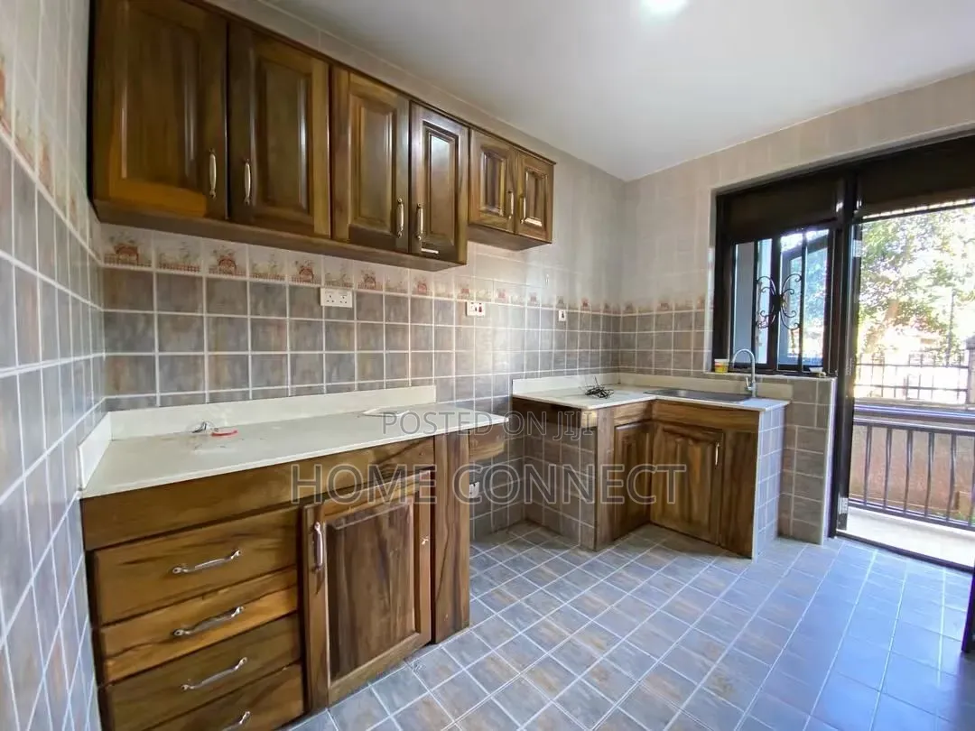 3bdrm Apartment in Lubowa, Central Division for rent in Central Division