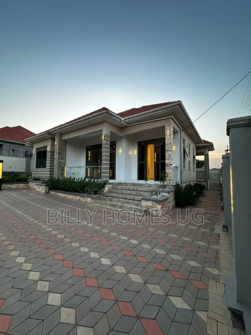 4bdrm Bungalow in Ssisa for sale in Ssisa