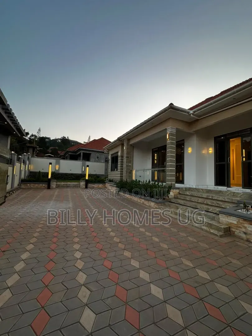 4bdrm Bungalow in Ssisa for sale in Ssisa