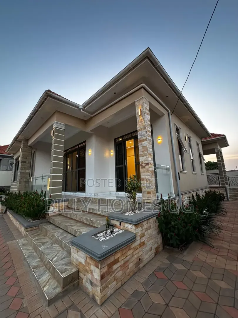 4bdrm Bungalow in Ssisa for sale in Ssisa