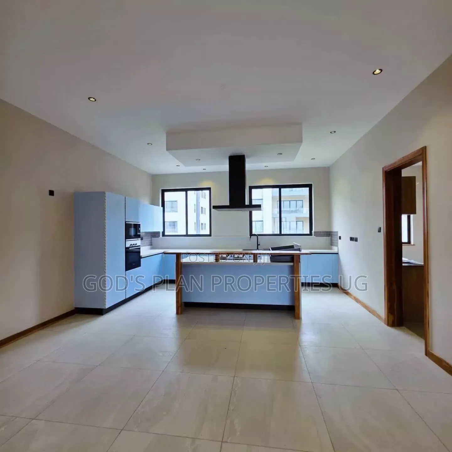 3bdrm Apartment in Mbuya Estate, Central Division for rent in Central Division