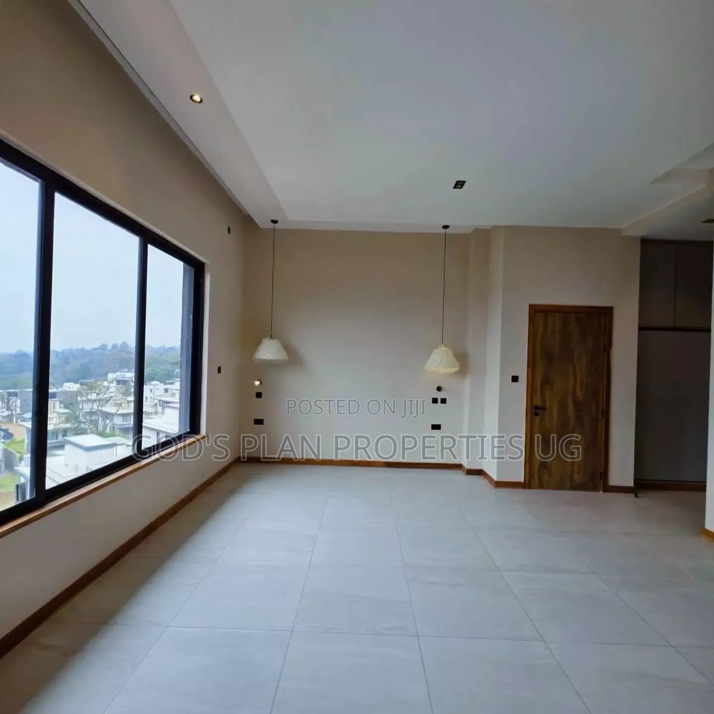 3bdrm Apartment in Mbuya Estate, Central Division for rent in Central Division