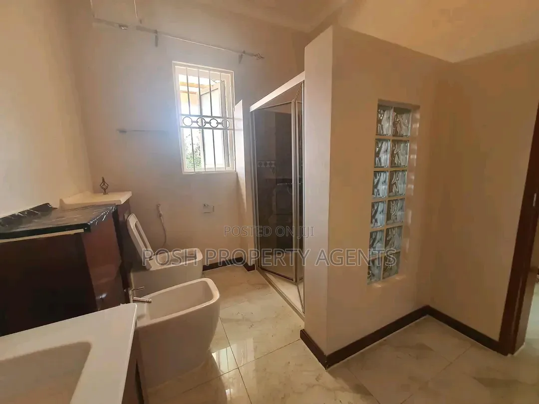 3bdrm Villa in Naguru, Central Division for rent in Central Division