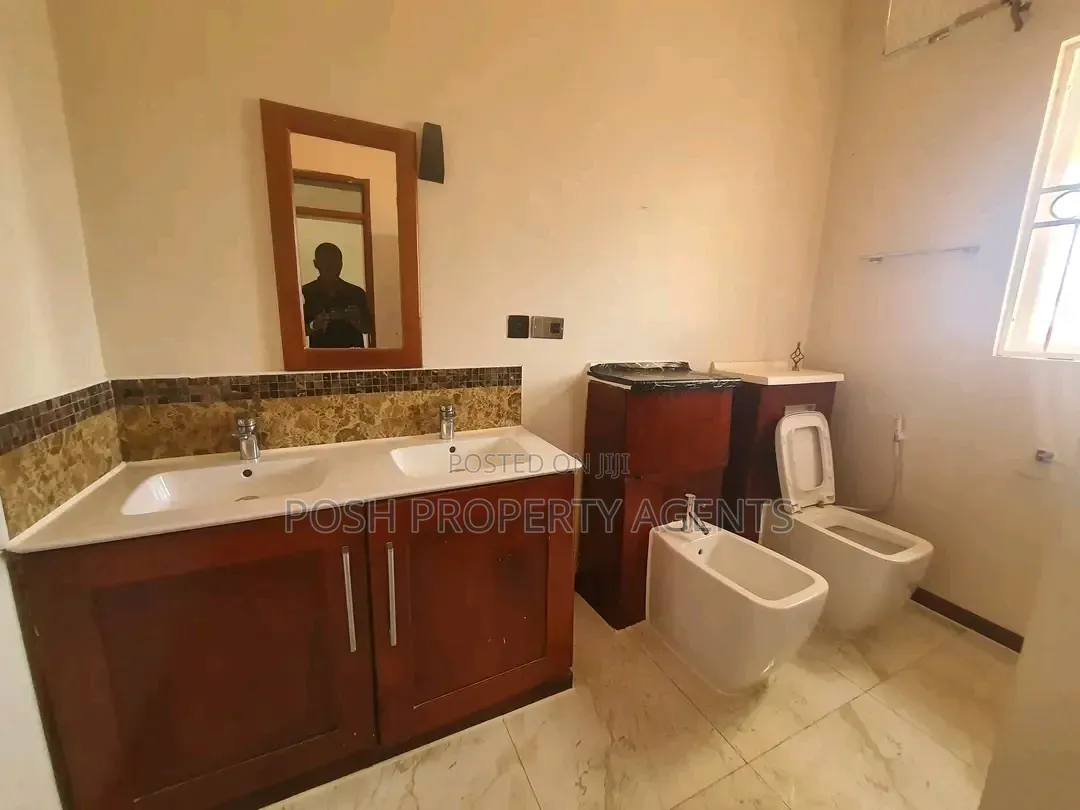 3bdrm Villa in Naguru, Central Division for rent in Central Division