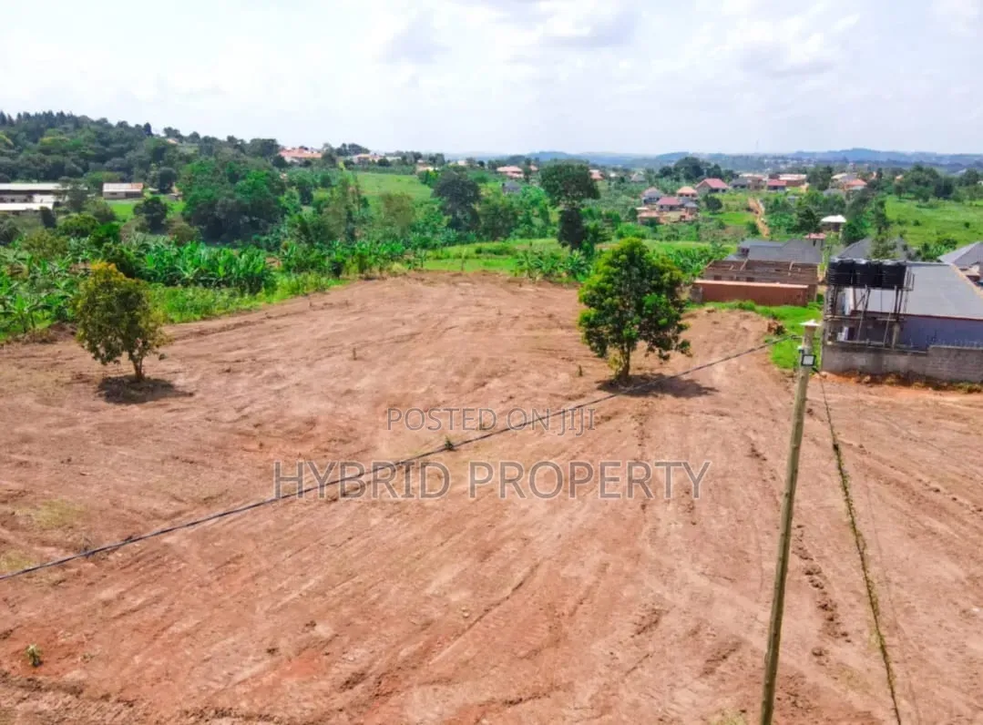 Prime Plots for Sale at Bulabakulu~Wakiso Kulya Show Estate~Hoima Rd in Wakiso / Wakiso