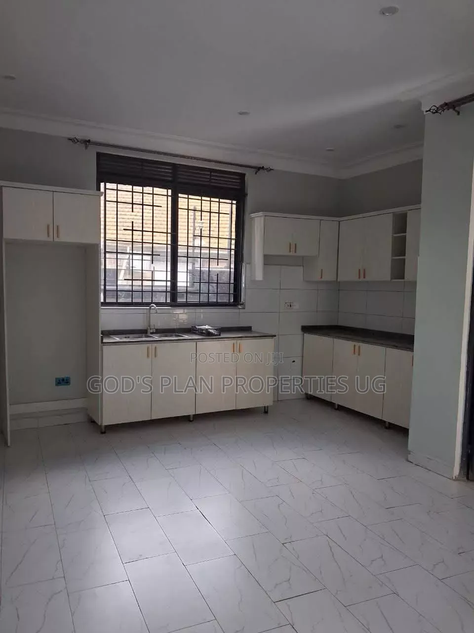 1bdrm Apartment in Mengo Estate, Central Division for rent in Central Division