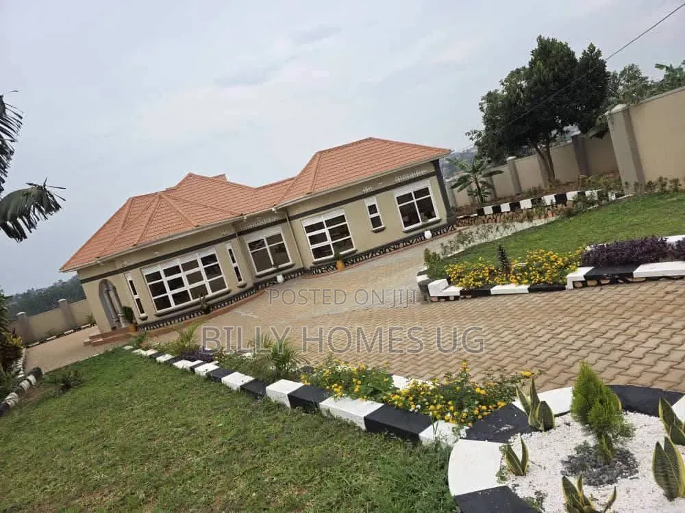 5bdrm Bungalow in Kira for sale in Kira