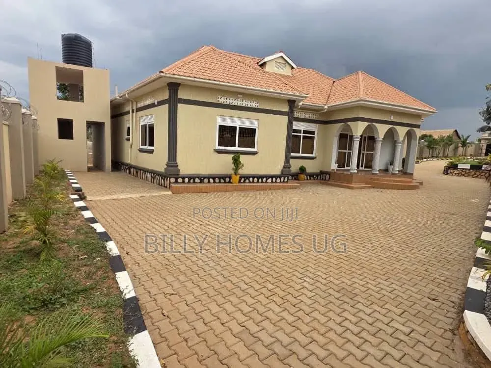 5bdrm Bungalow in Kira for sale in Kira