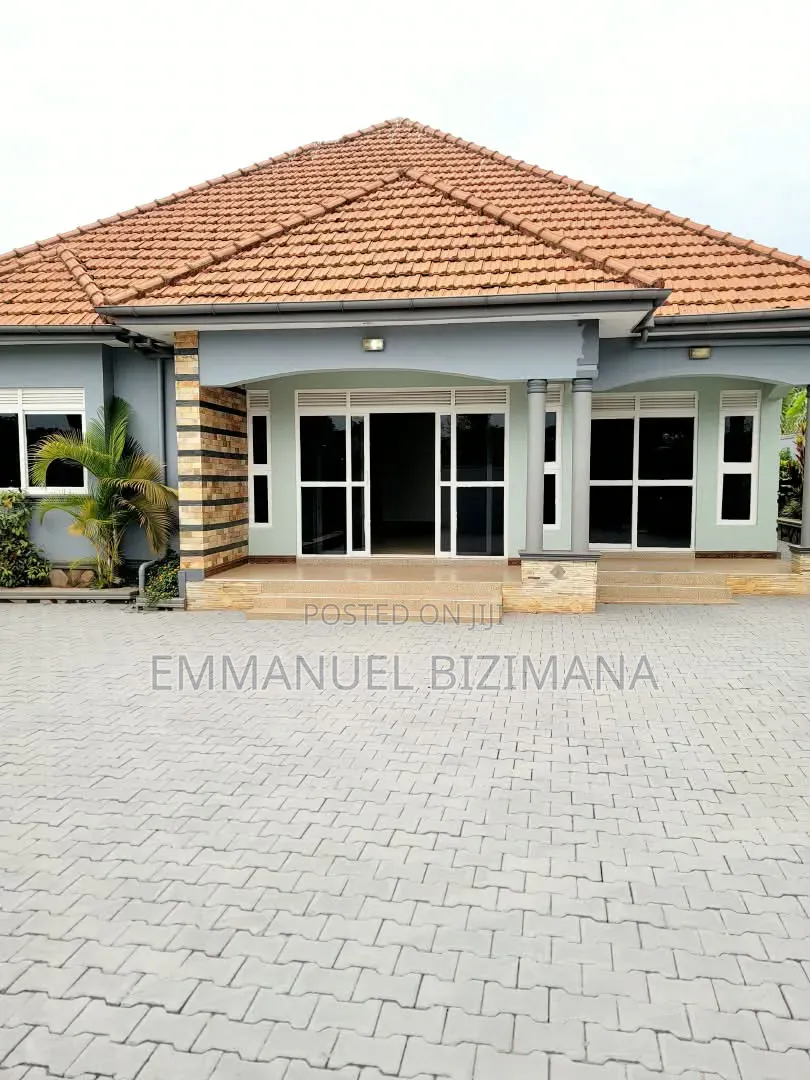 Furnished 3bdrm Bungalow in Akright Estate, Central Division for sale in Central Division