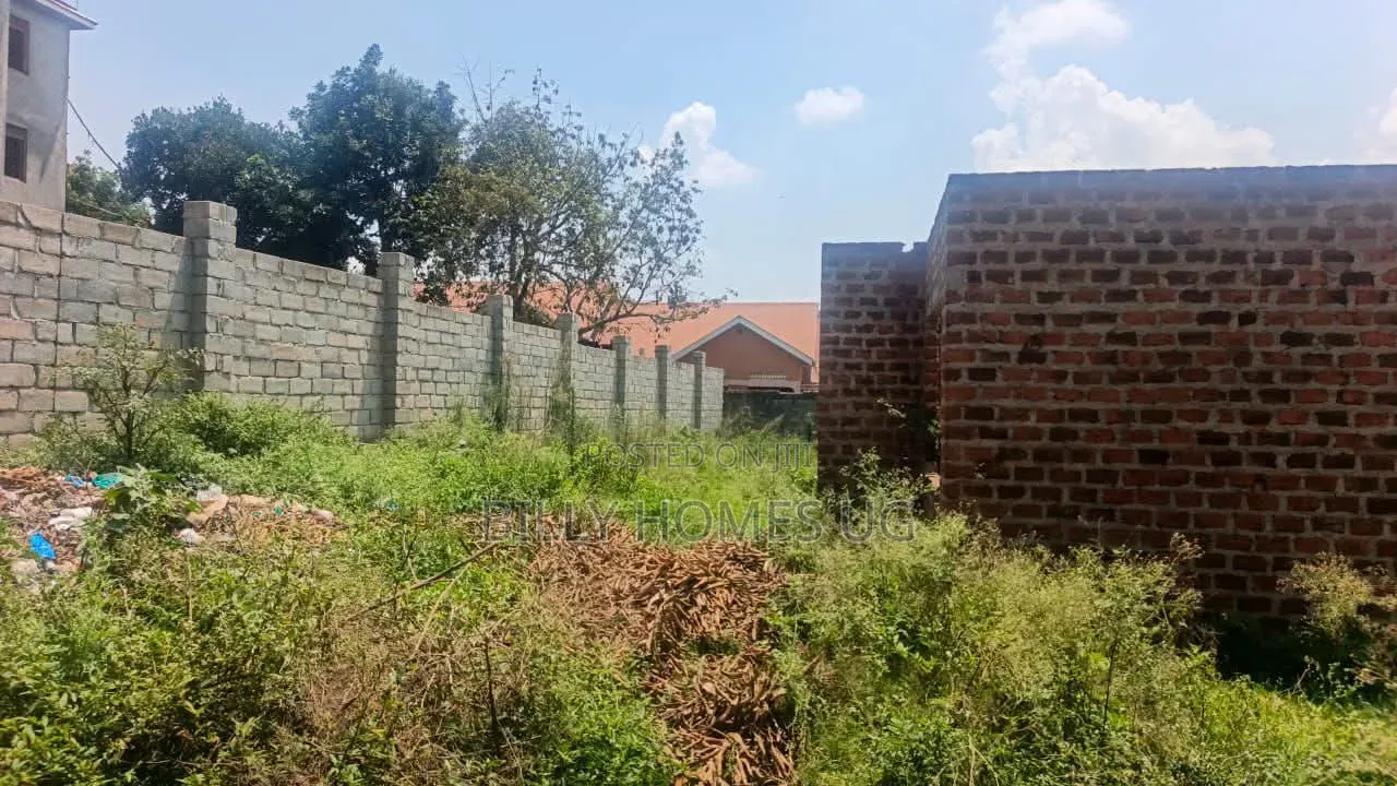 Prime Plot for Sale Located in Mbalwa-Namugongo in Kira