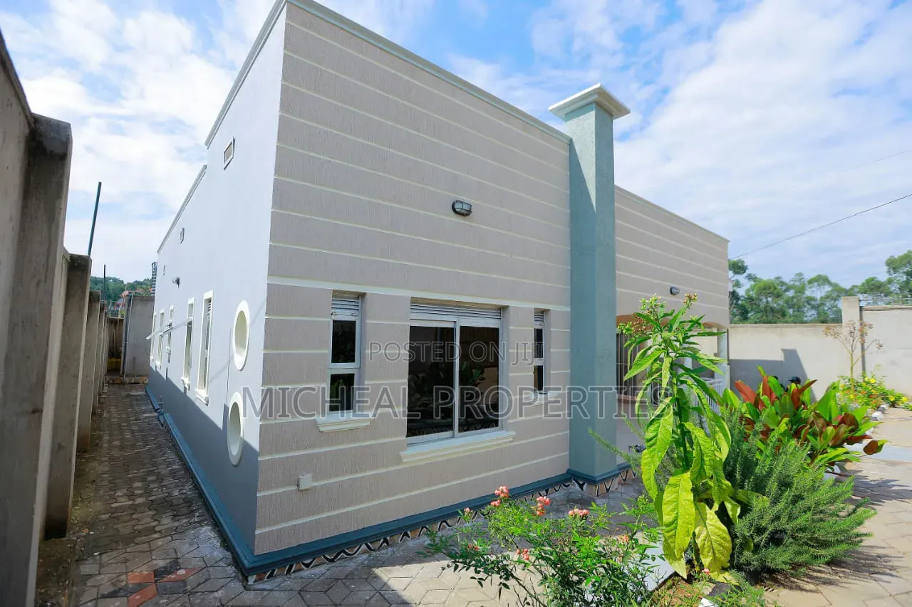 3bdrm House in Gayaza Kabanyoro, Kawempe for sale in Kawempe