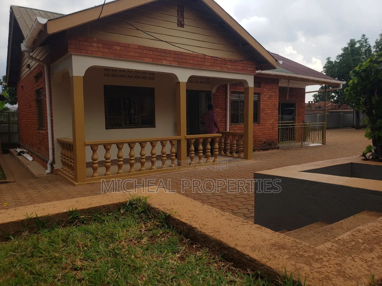 2bdrm House in Kanyanya Gayaza Rd , Kawempe for rent in Kawempe