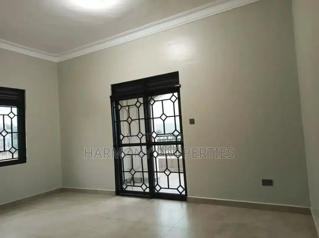 6bdrm Mansion in Lubowa, Central Division for rent in Central Division