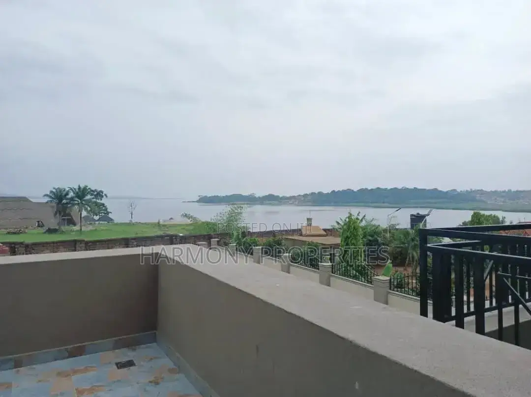 6bdrm Mansion in Lubowa, Central Division for rent in Central Division