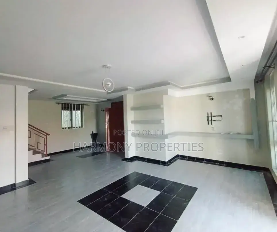 3bdrm Apartment in Muyenga Bukasa, Central Division for rent in Central Division
