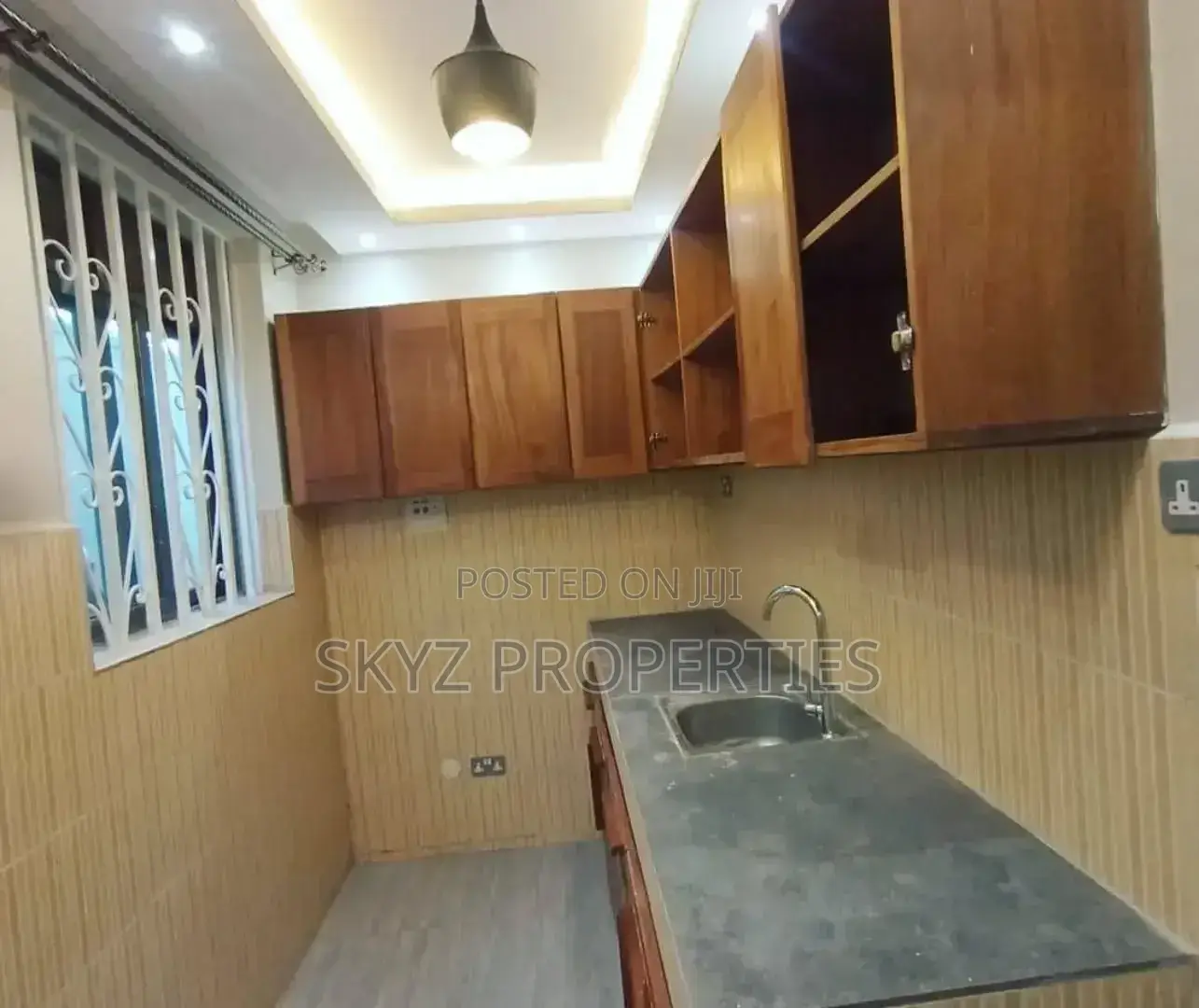 3bdrm Apartment in Muyenga Bukasa, Central Division for rent in Central Division
