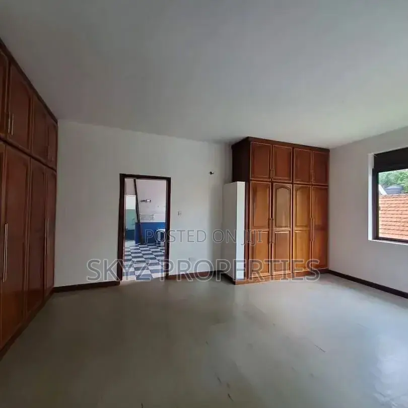 6bdrm Mansion in Naguru, Central Division for rent in Central Division