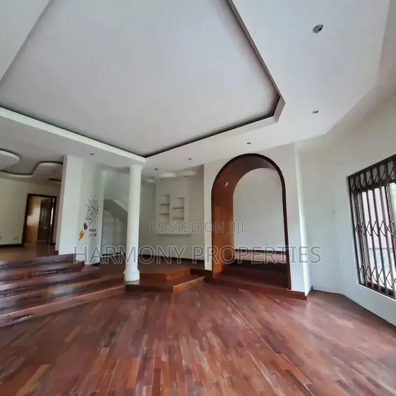 6bdrm Mansion in Naguru, Central Division for rent in Central Division
