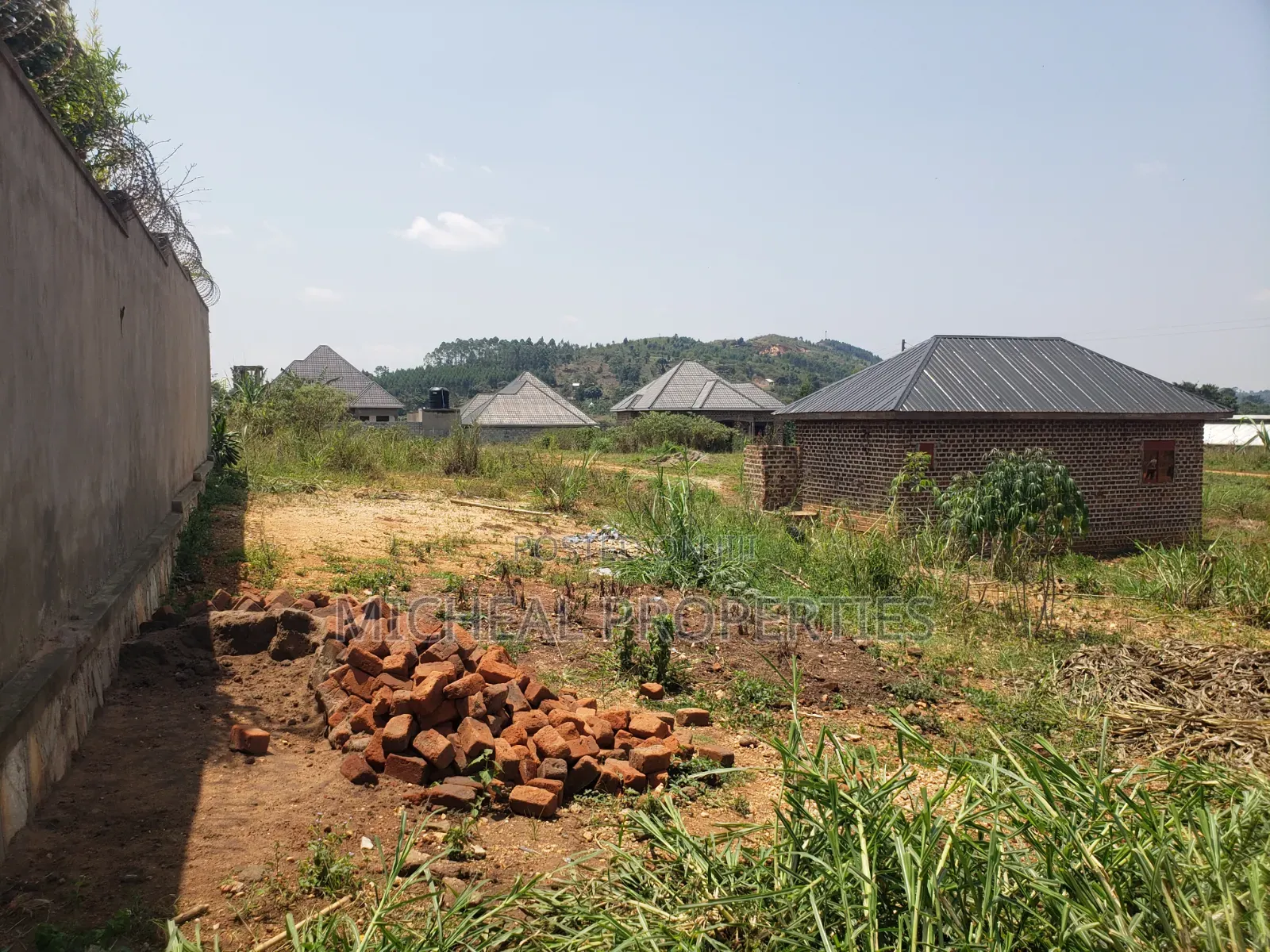Plot for Sell Kikandwa Hoima Rd 27m in Kawempe