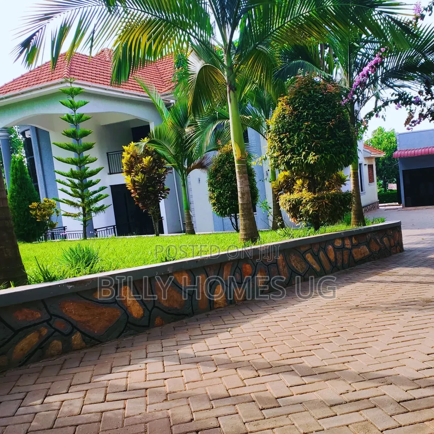 5bdrm Mansion in Busukuma for sale in Busukuma