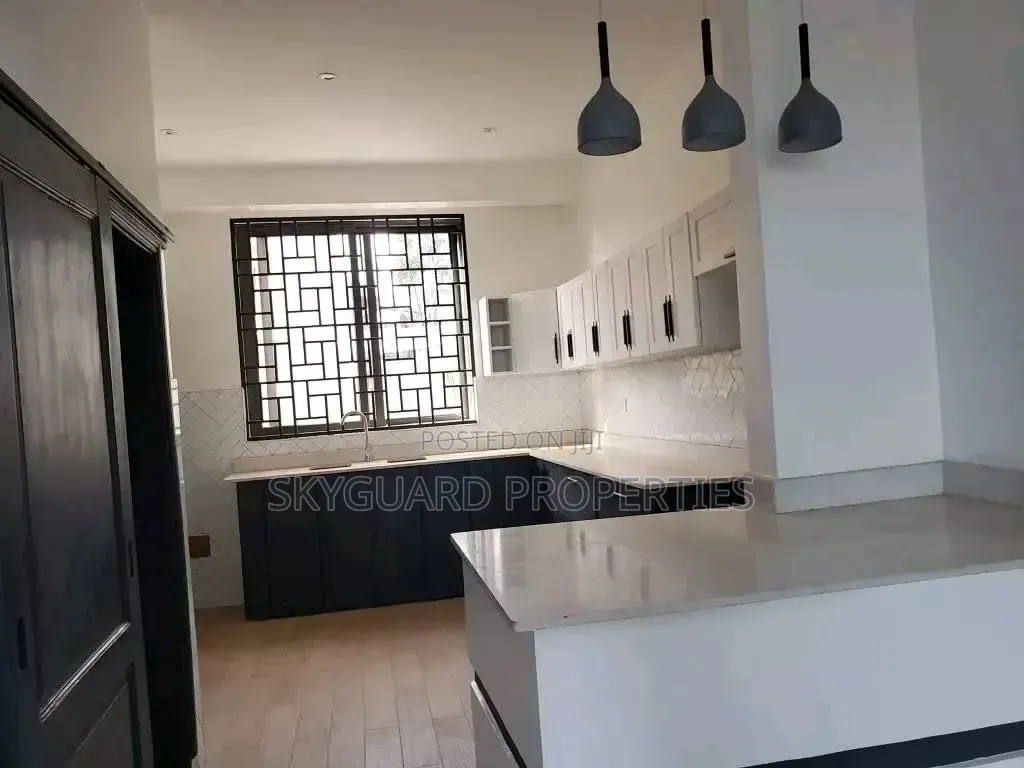 4bdrm Apartment in Bunga, Central Division for rent in Central Division