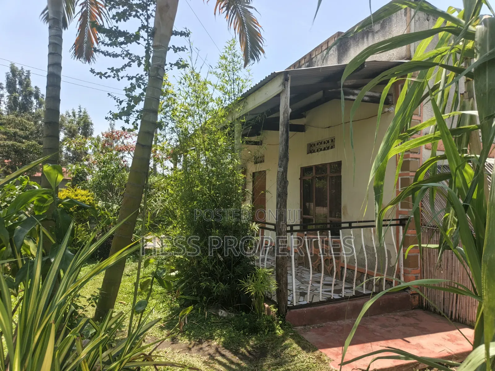 3bdrm Bungalow in Nyakasura, Kyenjojo for sale in Kyenjojo
