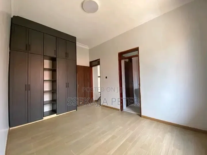 2bdrm House in Kisaasi, Central Division for sale in Central Division