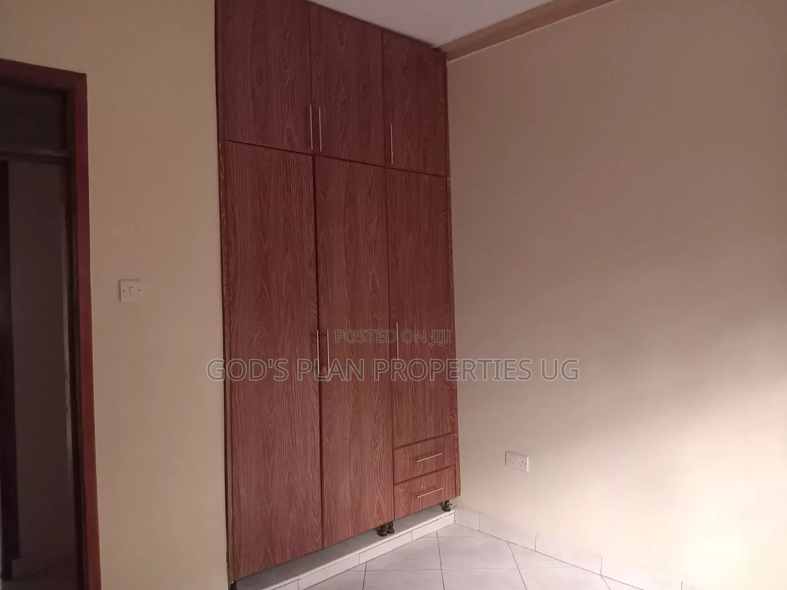 2bdrm Bungalow in Wakaliga Estate, Central Division for rent in Central Division