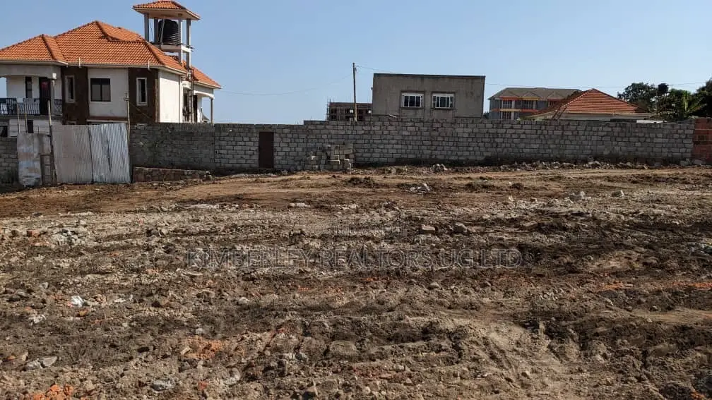 🔥🔥 Plots for Sale at Wamala – Entebbe Road! 🔥🔥 in Division A