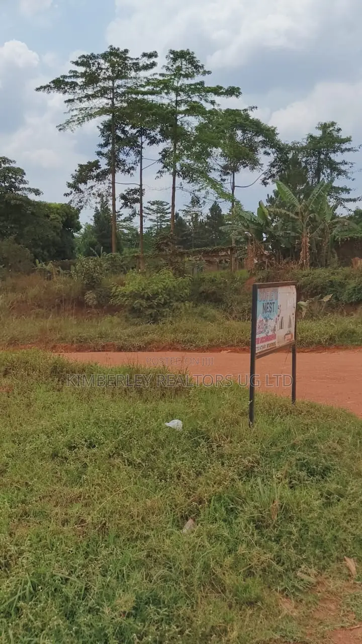 🔥🔥 Plots for Sale at Wamala – Entebbe Road! 🔥🔥 in Division A