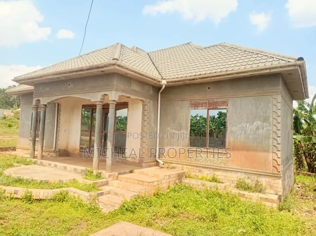 3bdrm House in Mpelerwe Buwambo At, Kawempe for sale in Kawempe