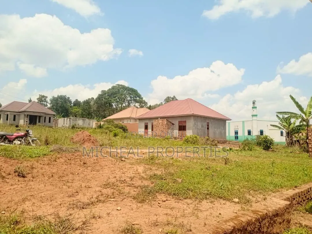 3bdrm House in Mpelerwe Buwambo At, Kawempe for sale in Kawempe