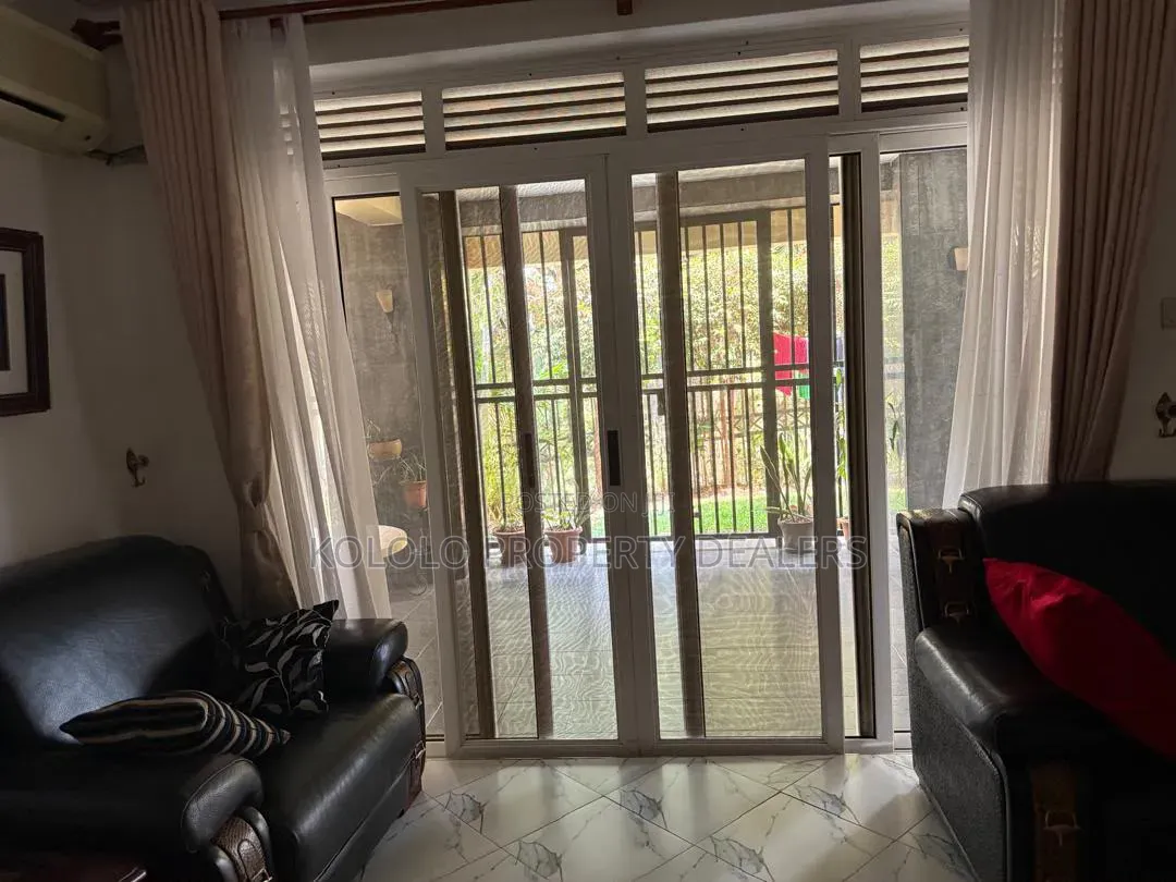 Furnished 4bdrm Townhouse / Terrace in Kololo, Central Division in Central Division