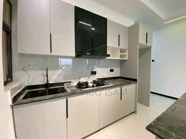 2bdrm House in Kisaasi, Central Division for rent in Central Division