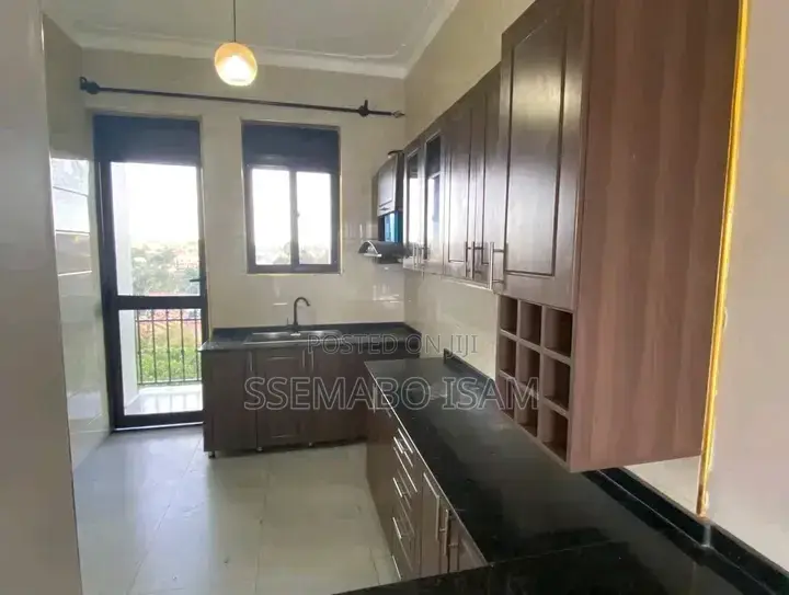 2bdrm House in Kisaasi, Central Division for rent in Central Division