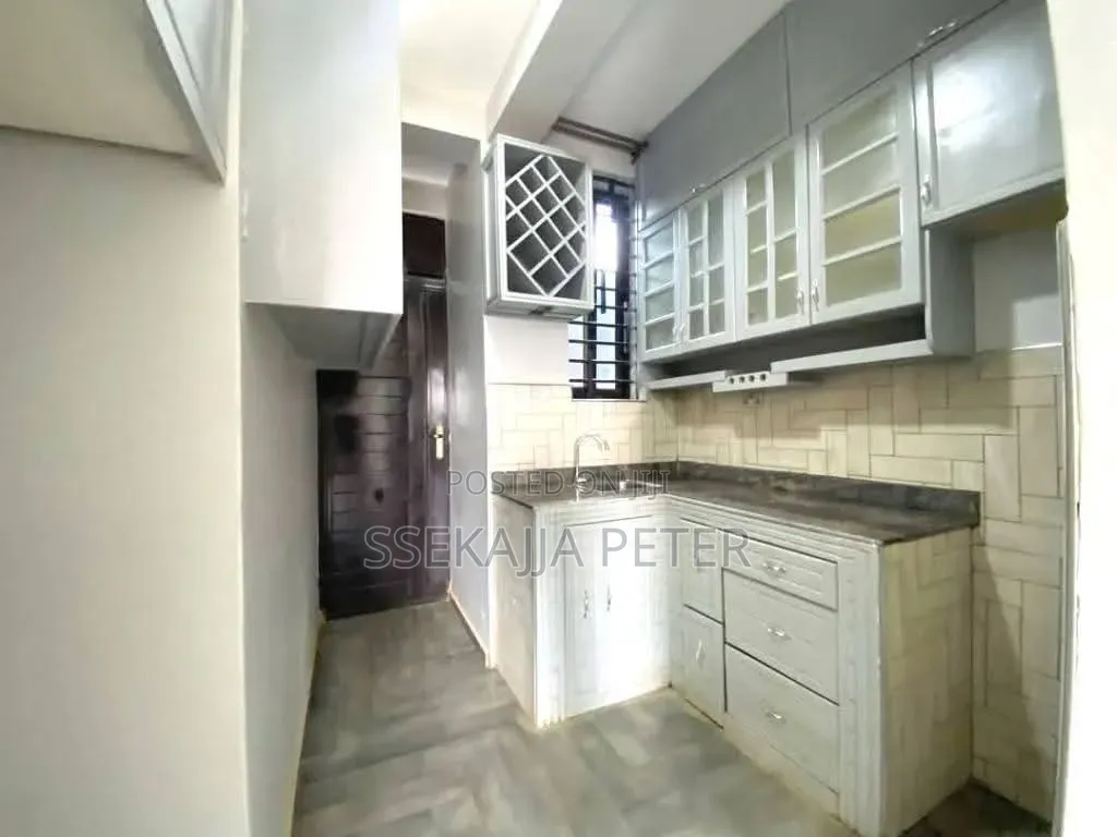 2bdrm House in Kisaasi, Central Division for rent in Central Division