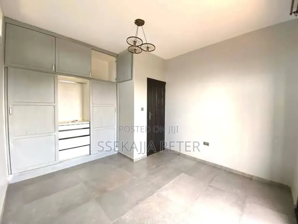 2bdrm House in Kisaasi, Central Division for rent in Central Division