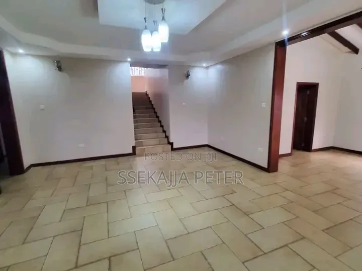 3bdrm House in Standalone Kisaasi, Central Division for rent in Central Division