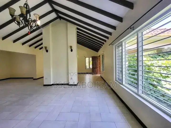 3bdrm House in Standalone Kisaasi, Central Division for rent in Central Division