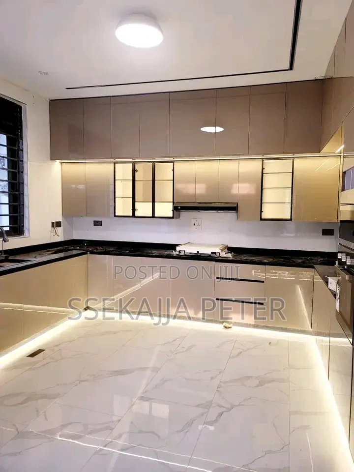 3bdrm House in Standalone Kisaasi, Central Division for rent in Central Division