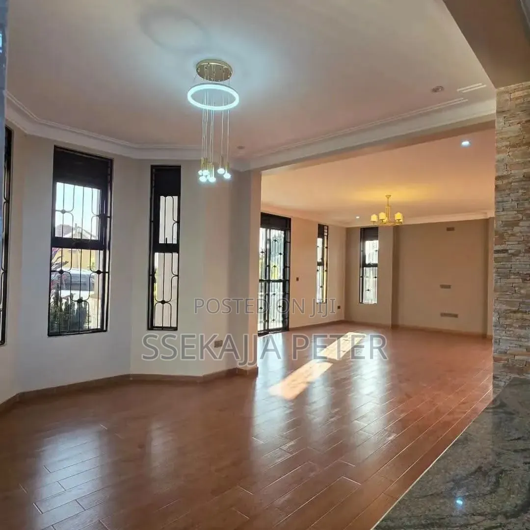 3bdrm House in Standalone, Central Division for rent in Central Division