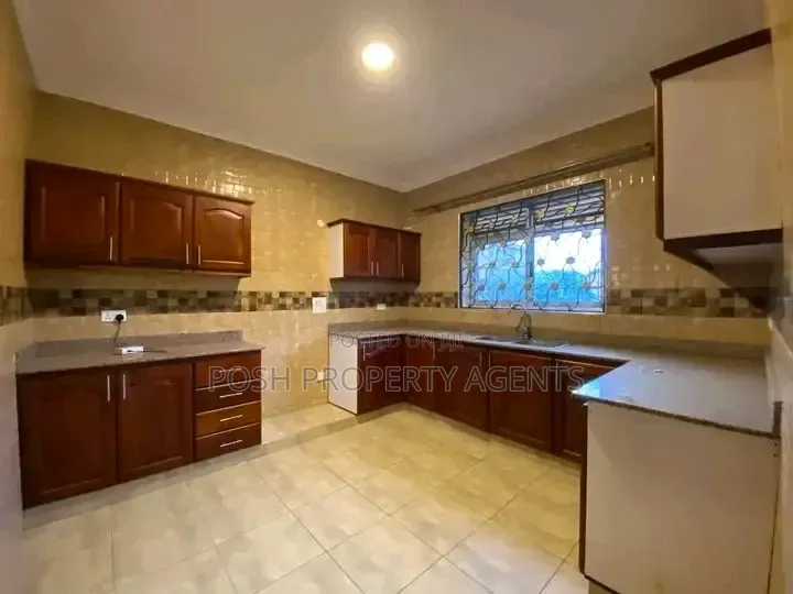 4bdrm Duplex in Ntinda, Central Division for rent in Central Division